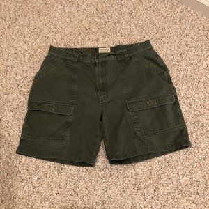 Macy's Crossings Men Shorts Olive Green Size 38